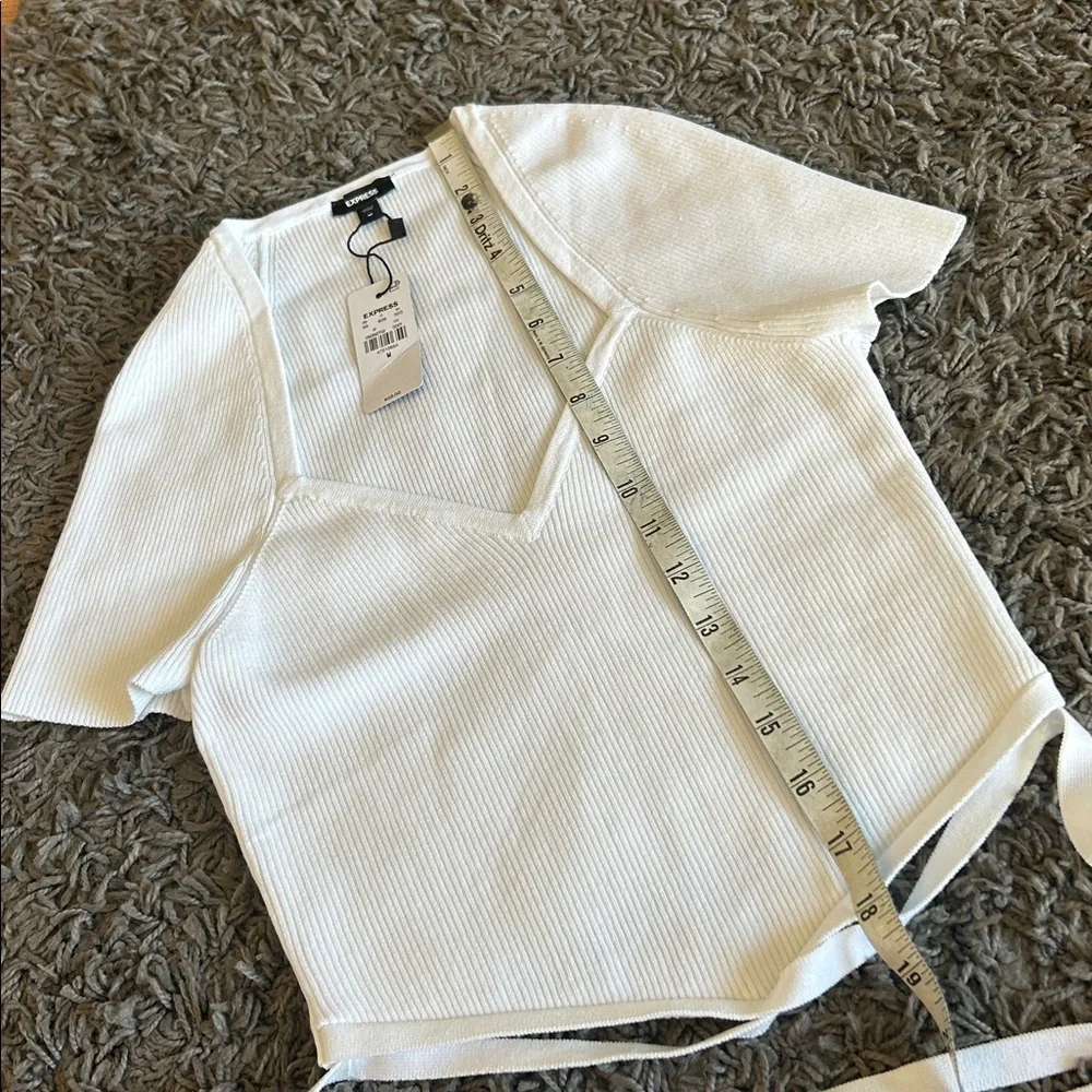 NWT Express White Ribbed Tie Around Crop Top Size Medium - Picture 7 of 9